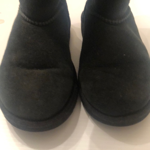Girls UGG boots - Picture 9 of 10